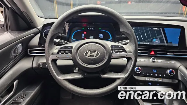 Hyundai Avante CN7 — Фото автомобиля 19