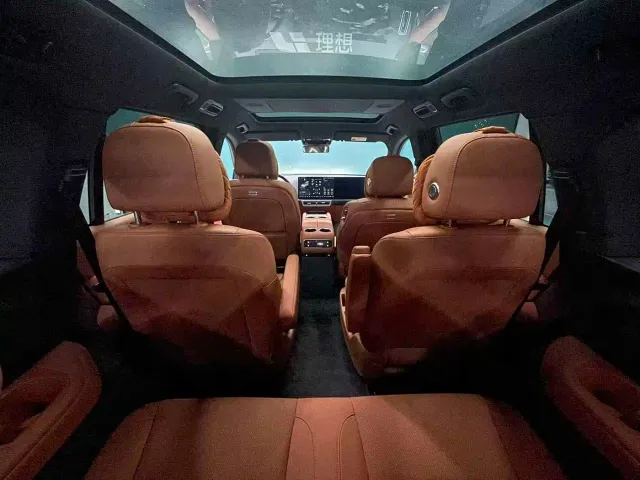 Li Auto L9 — Фото автомобиля 8