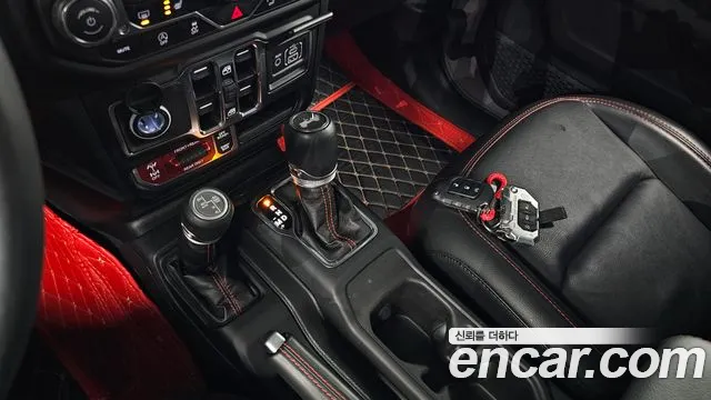 Jeep Wrangler JL — Фото автомобиля 8