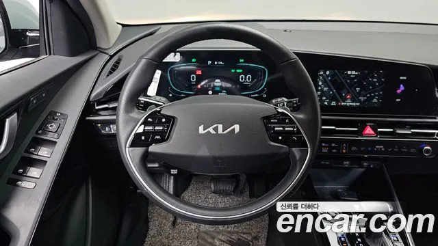 Kia Niro The All New — Фото автомобиля 19