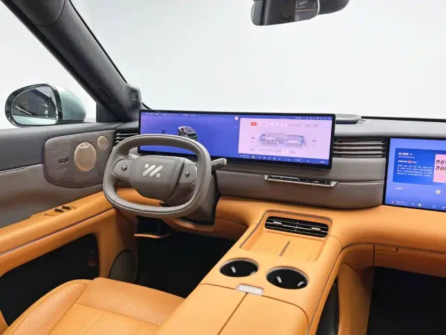 IM Motors LS8 — Фото автомобиля 30