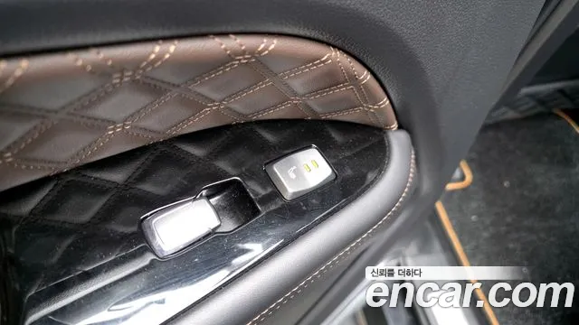 KG_Mobility_Ssangyong Rexton All Rexton Дизель 2.2 4WD — Фото автомобиля 19