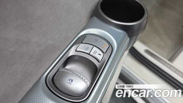 Genesis GV60 — Фото автомобиля 18