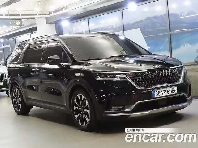 Фотография автомобиля — Kia Carnival 4th Gen