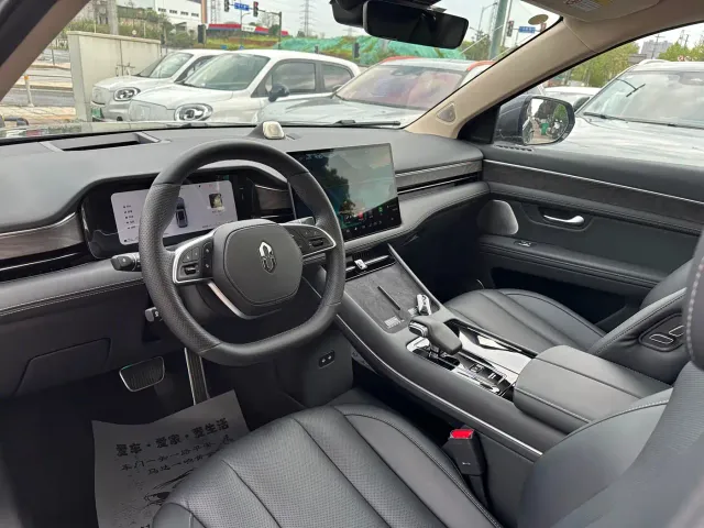 Aito M7 — Фото автомобиля 9