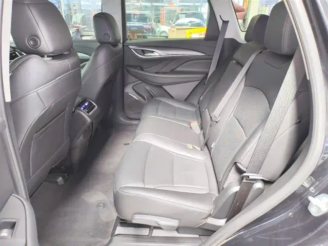 Buick Enclave — Фото автомобиля 16