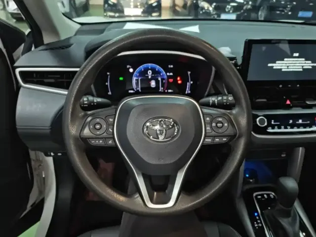 Toyota Frontlander — Фото автомобиля 10