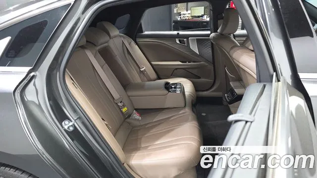 Kia K8 Hybrid — Фото автомобиля 18