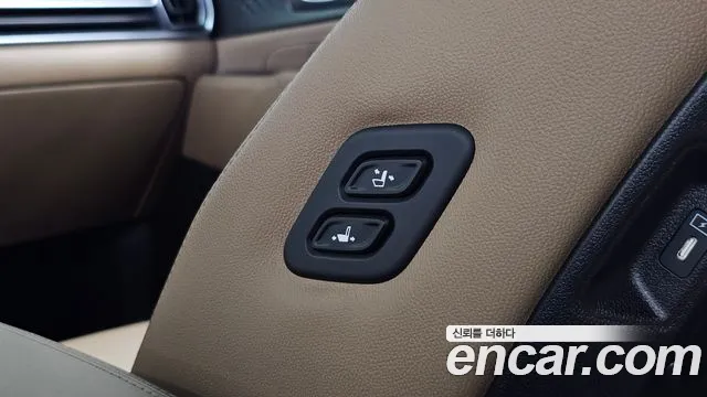 Kia Sorento Новый Sorento 4 поколение Бензин 2.5T 2WD — Фото автомобиля 25