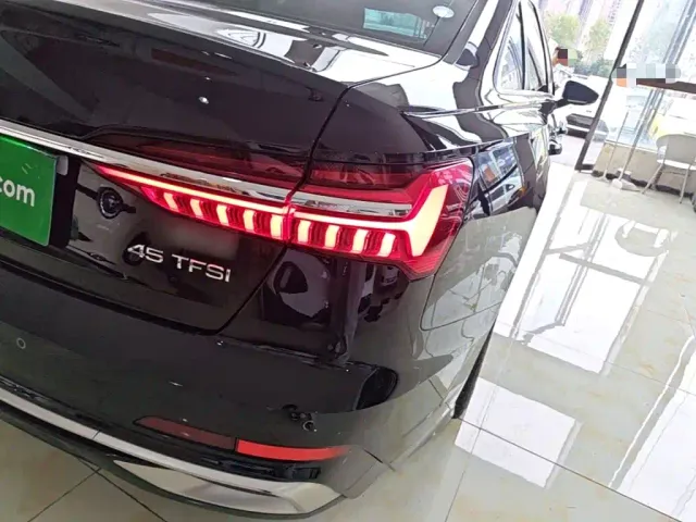 Audi A6L — Фото автомобиля 7