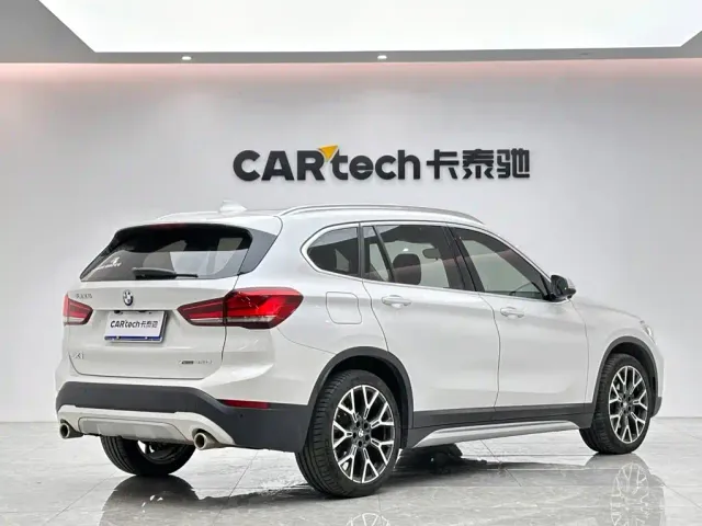 BMW X1 — Фото автомобиля 5