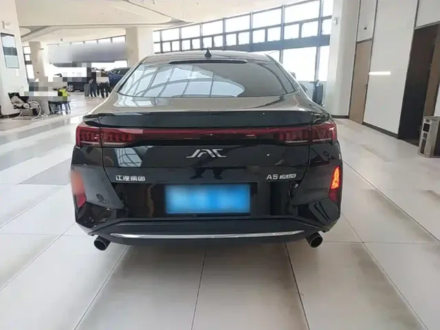 JAC Motors JAC A5 PLUS — Фото автомобиля 5