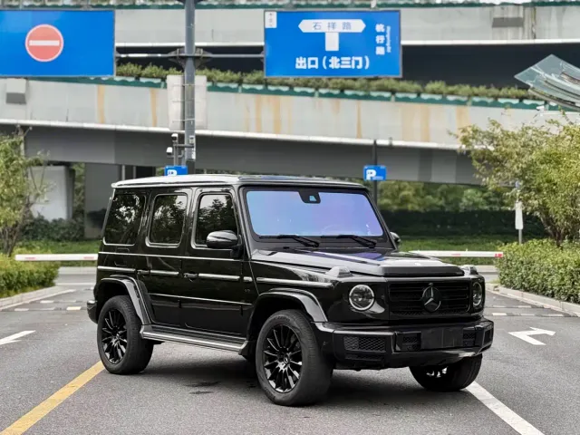 Mercedes-Benz G-Class — Фото автомобиля 2