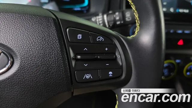 Hyundai Venue — Фото автомобиля 30