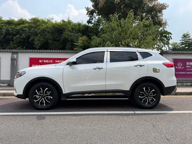 Haval H6 — Фото автомобиля 7