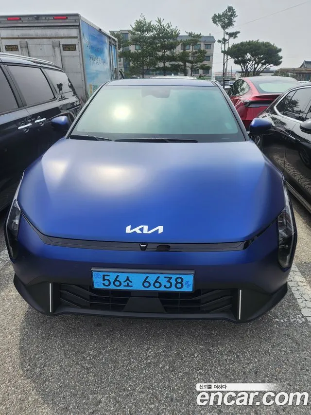 Фотография автомобиля — Kia EV4