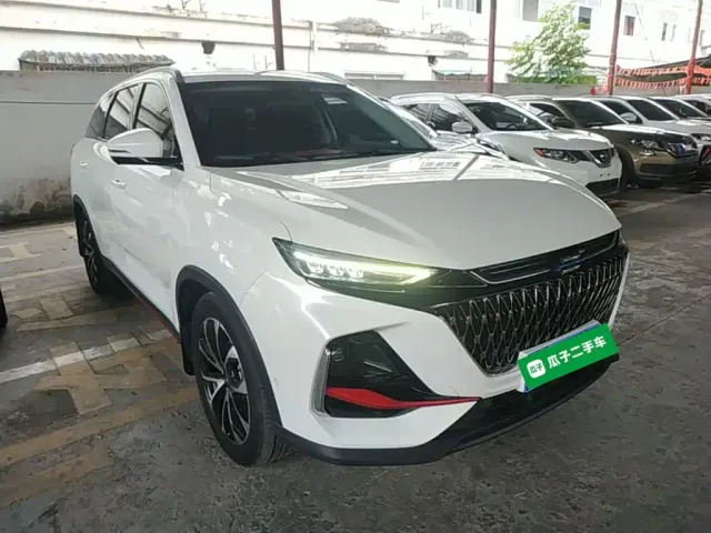 Changan X7 Plus — Фото автомобиля 21
