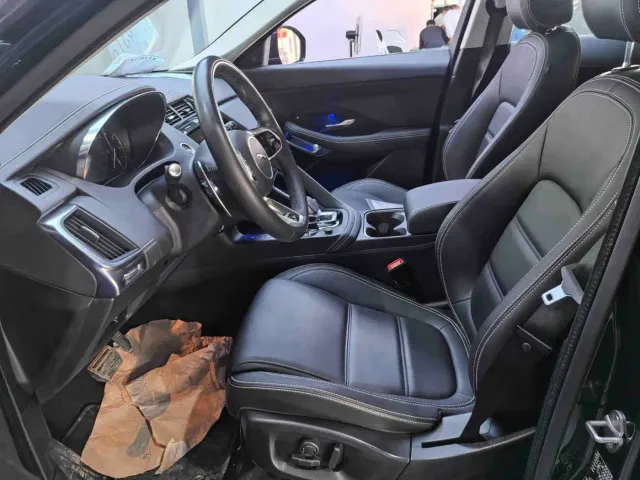 Jaguar Jaguar E-PACE 2024 Youth Sport Edition R-DYNAMIC — Фото автомобиля 4