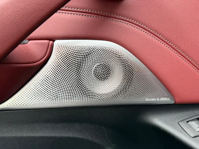 BMW 5 Series — Фото автомобиля 15
