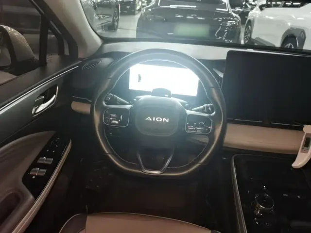 GAC Aion S Plus — Фото автомобиля 10