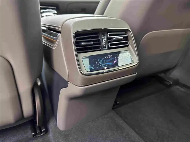 BYD Han — Фото автомобиля 22