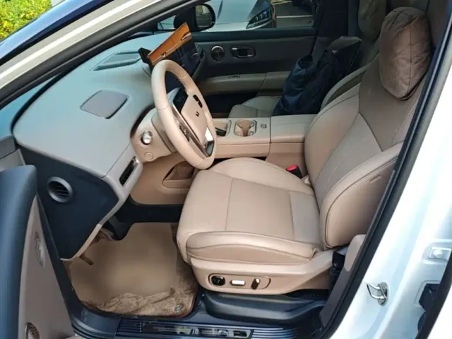 Li Auto i6 — Фото автомобиля 14