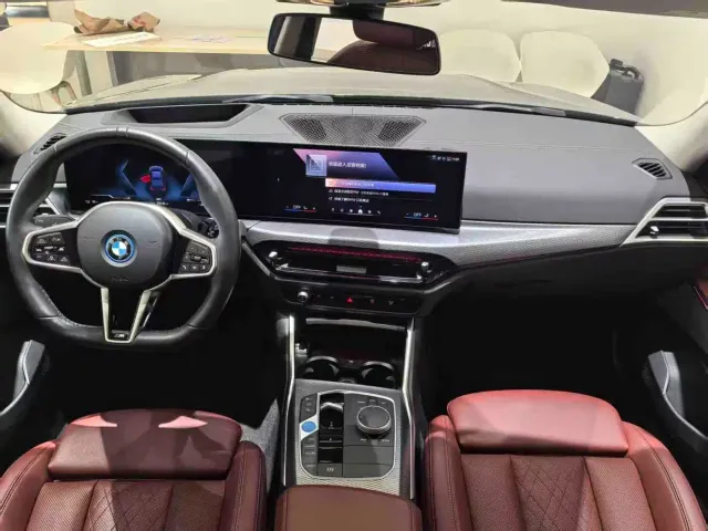 BMW i3 — Фото автомобиля 5