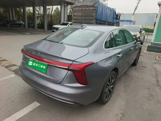Hongqi H5 PHEV — Фото автомобиля 6