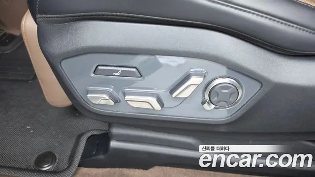 Kia EV9 — Фото автомобиля 26