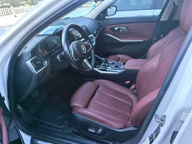BMW 3 Series — Фото автомобиля 3