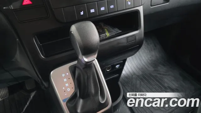 Hyundai Staria Staria Карго 3 места — Фото автомобиля 9