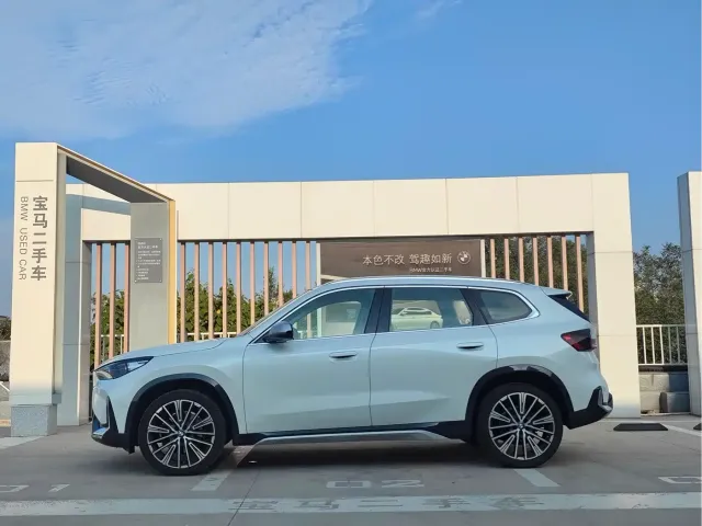 BMW X1 — Фото автомобиля 3