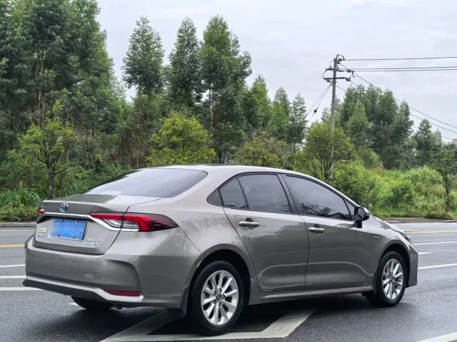 Toyota Corolla — Фото автомобиля 4