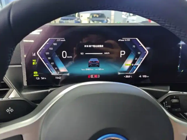 BMW i3 — Фото автомобиля 11