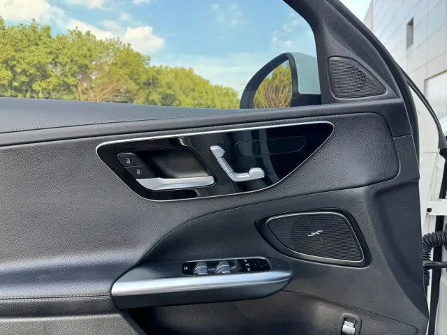Mercedes-Benz C-Class — Фото автомобиля 4