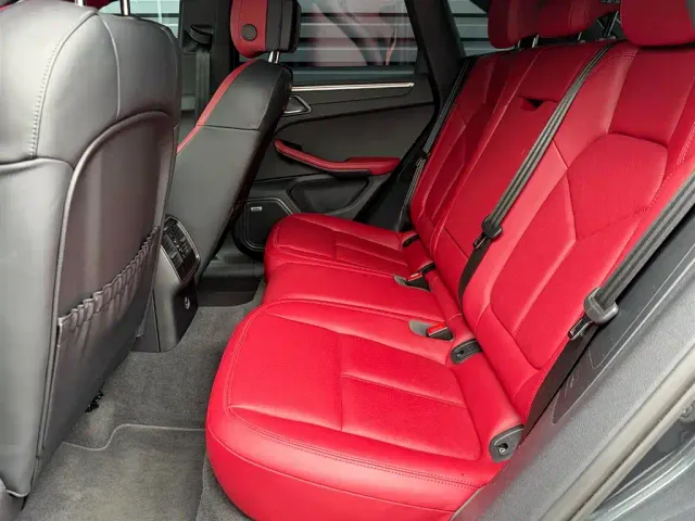 Porsche Macan — Фото автомобиля 12