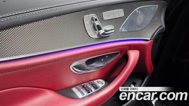 Mercedes-Benz CLS-Class — Фото автомобиля 18