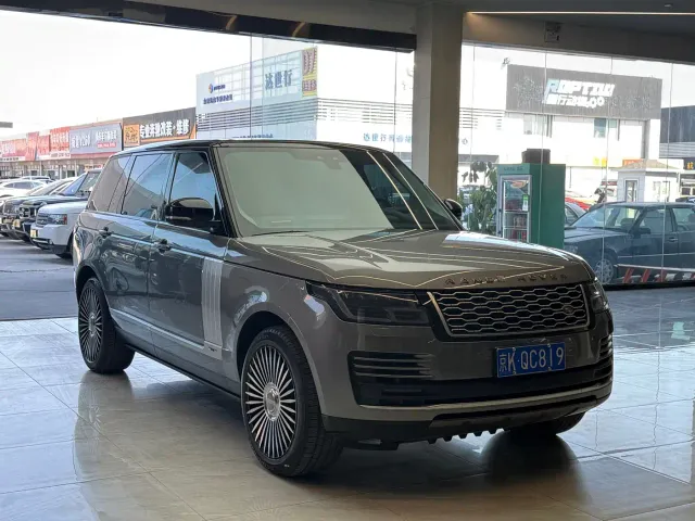 Фотография автомобиля — Land Rover Range Rover