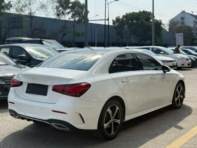 Mercedes-Benz A-Class — Фото автомобиля 9