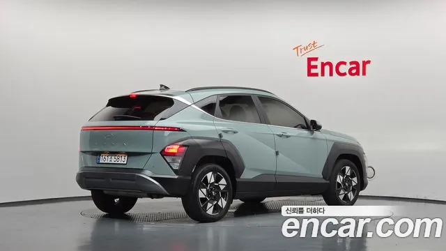 Hyundai Kona — Фото автомобиля 2