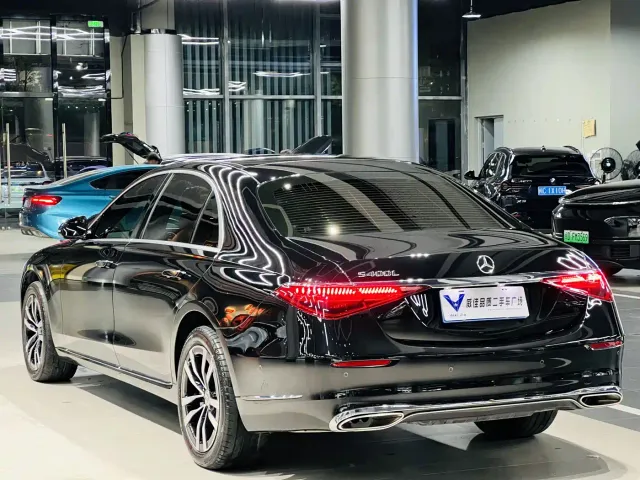 Mercedes-Benz S-Class — Фото автомобиля 8
