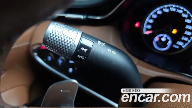 Genesis GV70 — Фото автомобиля 26