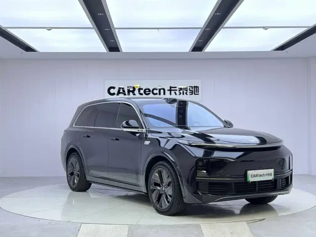 Li Auto L9 — Фото автомобиля 7