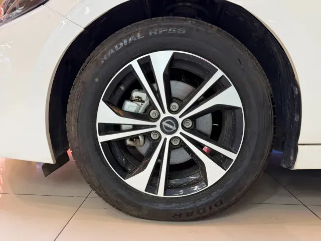 Nissan Sylphy — Фото автомобиля 10