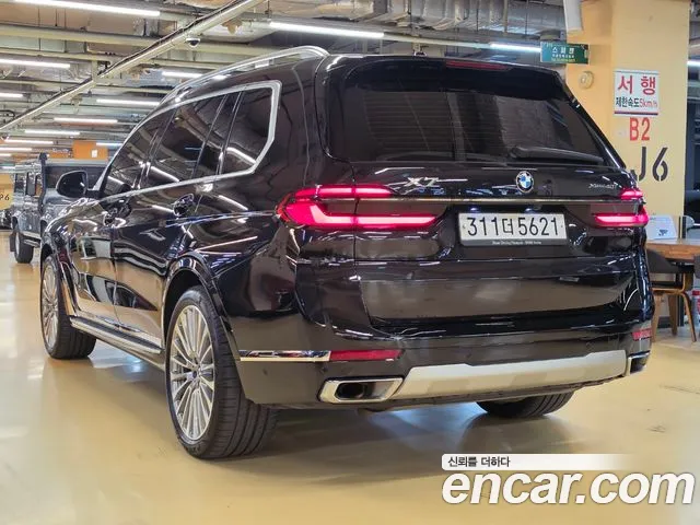 BMW X7 G07 — Фото автомобиля 3
