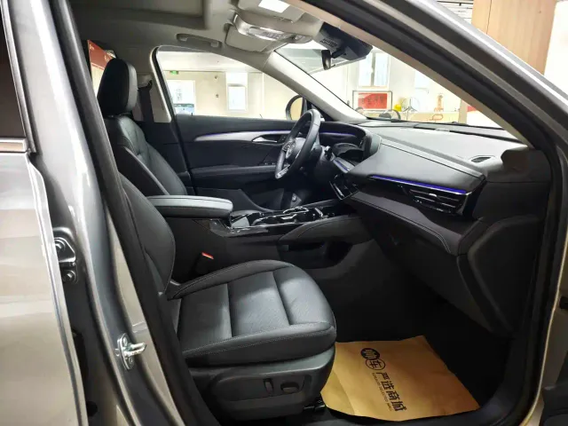 Buick Envision S — Фото автомобиля 11