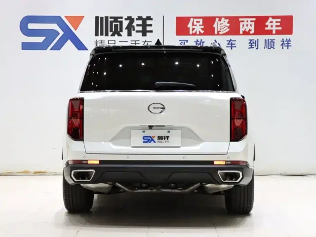 GAC Trumpchi GS8 — Фото автомобиля 5