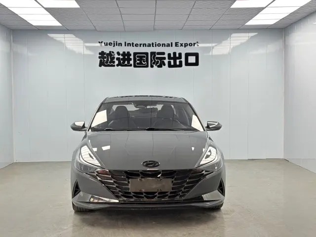 Hyundai Elantra — Фото автомобиля 2