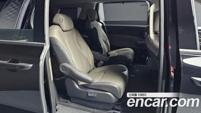 Kia Carnival 4th Gen — Фото автомобиля 11