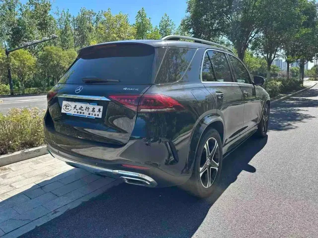 Mercedes-Benz GLE-Class — Фото автомобиля 11